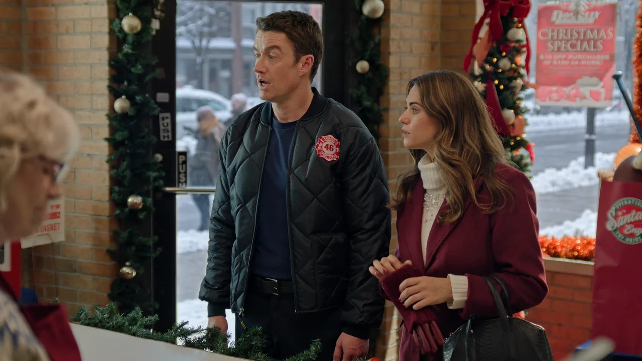 The approved winter look still for the same storefront